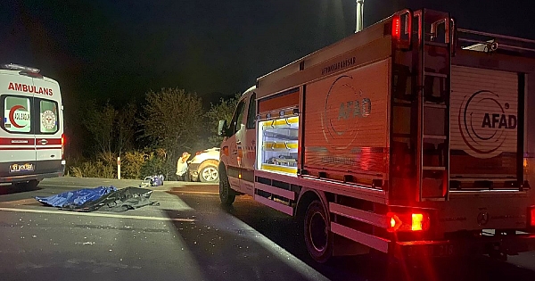 Bir Öğretmen Ölü Bulundu, Öğretmen Arkadaşı Gözaltına Alındı, Öğretmen Karı Koca Çocuklarıyla Birlikte Trafik Kazasında Öldü